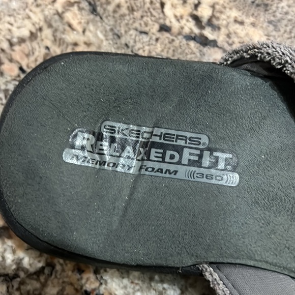 Skechers Flip Flops - Picture 8 of 8